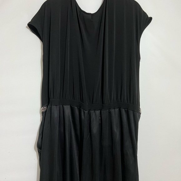 Lane Bryant Womans Size 26 Jumpsuit Black Romper V Neck Embellished Silky Pants - Picture 14 of 16
